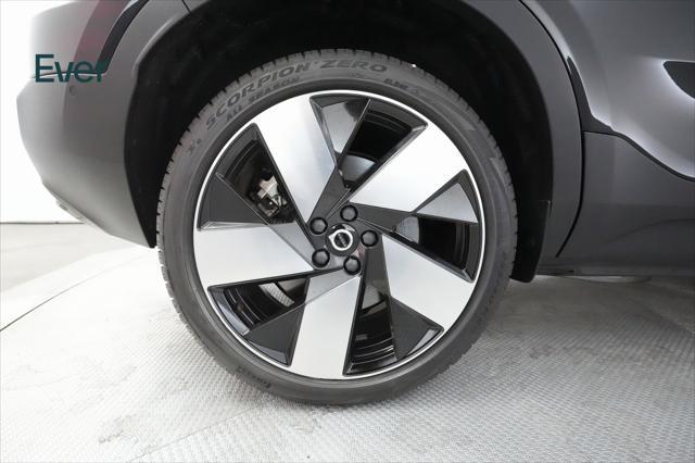 Photo of 2022 Black Stone Volvo C40 Recharge Pure Electric