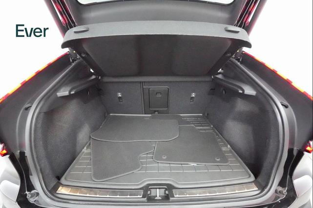 Photo of 2022 Black Stone Volvo C40 Recharge Pure Electric