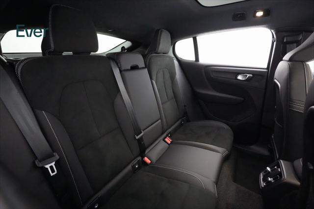 Photo of 2023 Black Volvo C40 Recharge Pure Electric