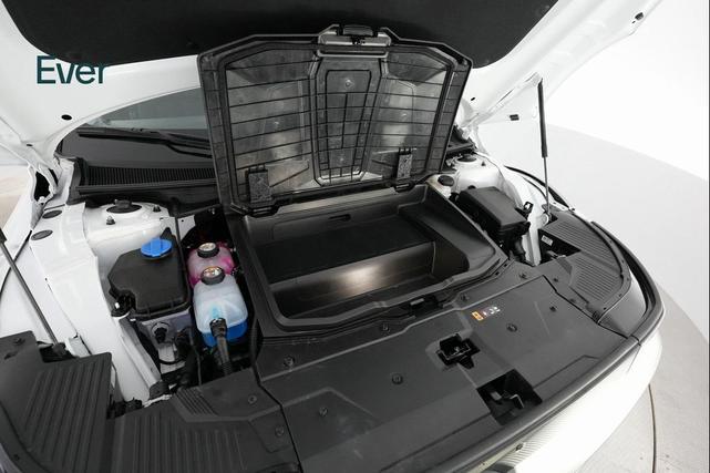 Photo of 2024 Atlas White Hyundai IONIQ 5
