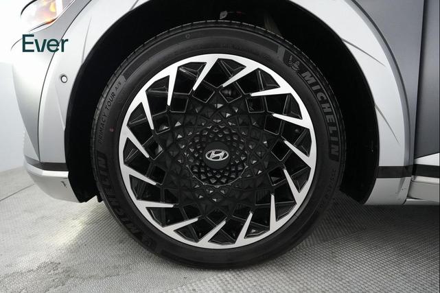 Photo of 2024 Shooting Star (Matte Gray) Hyundai IONIQ 5