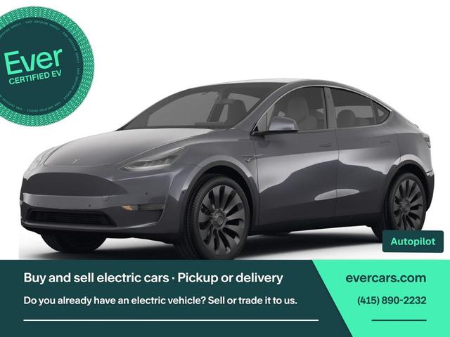 Photo of 2022 Gray Tesla Model Y