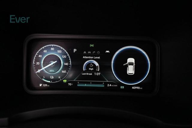 Photo of 2022 Galactic Gray Hyundai KONA EV