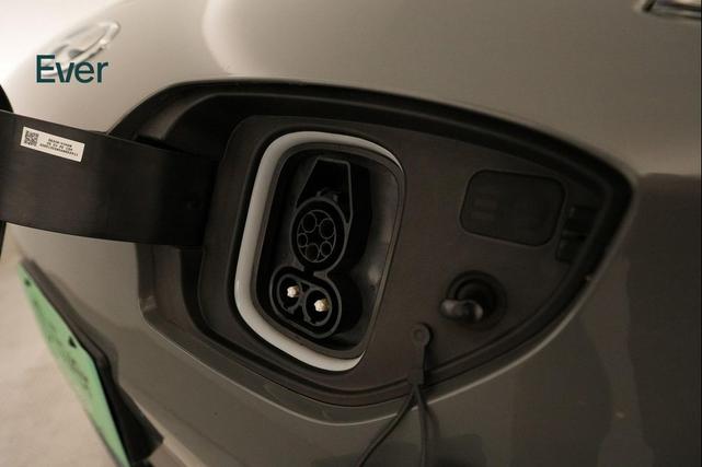Photo of 2022 Galactic Gray Hyundai KONA EV