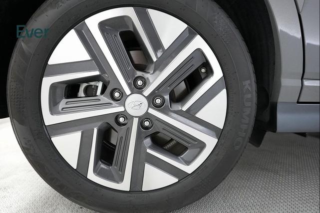 Photo of 2022 Galactic Gray Hyundai KONA EV