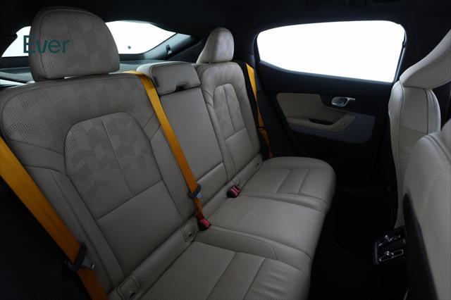 Photo of 2022 Midnight Polestar 2