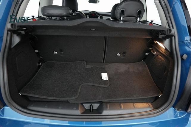 Photo of 2024 Island Blue Metallic MINI Hardtop
