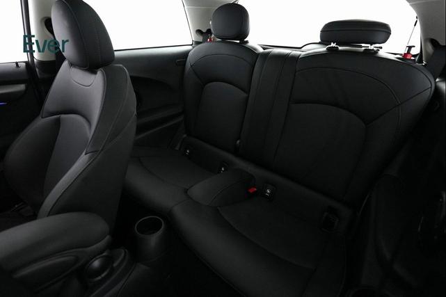 Photo of 2024 Island Blue Metallic MINI Hardtop