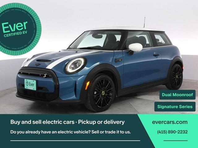 Photo of 2024 Island Blue Metallic MINI Hardtop