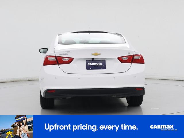 Photo of 2024 White Chevrolet Malibu
