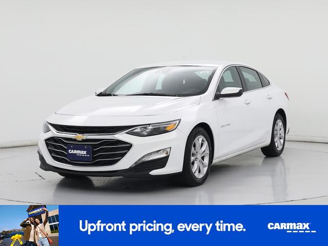 Photo of 2024 White Chevrolet Malibu