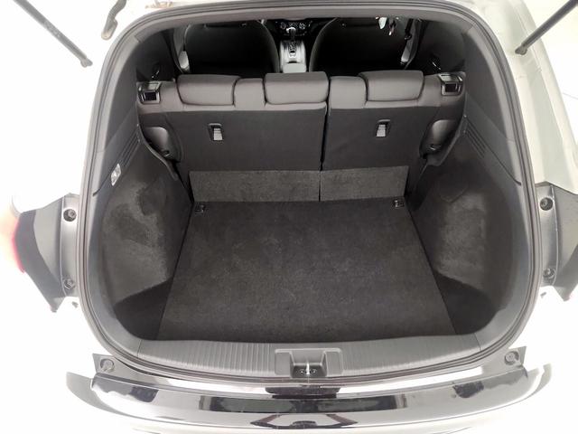 Photo of 2022 White Honda HR-V