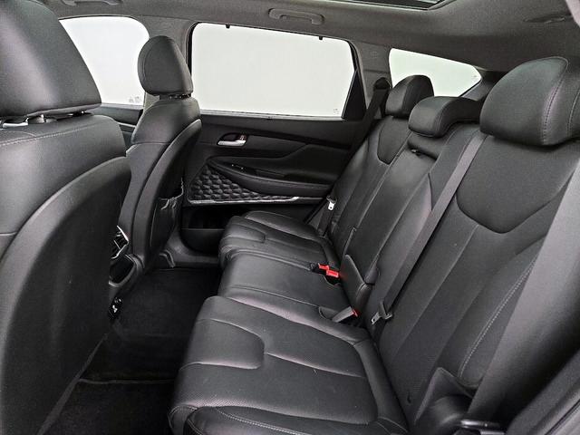 Photo of 2020 Gray Hyundai SANTA FE