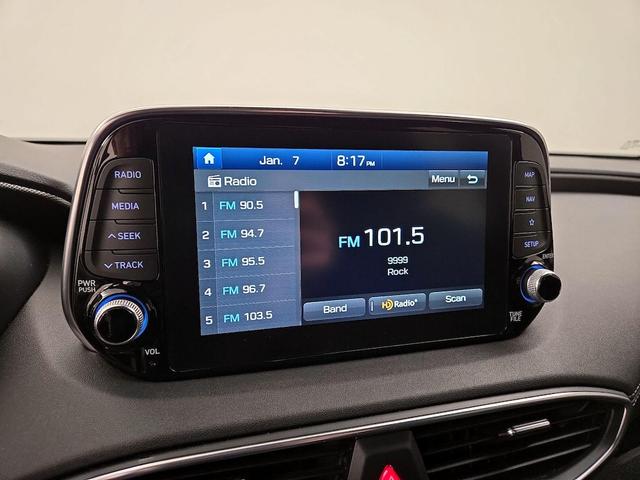 Photo of 2020 Gray Hyundai SANTA FE