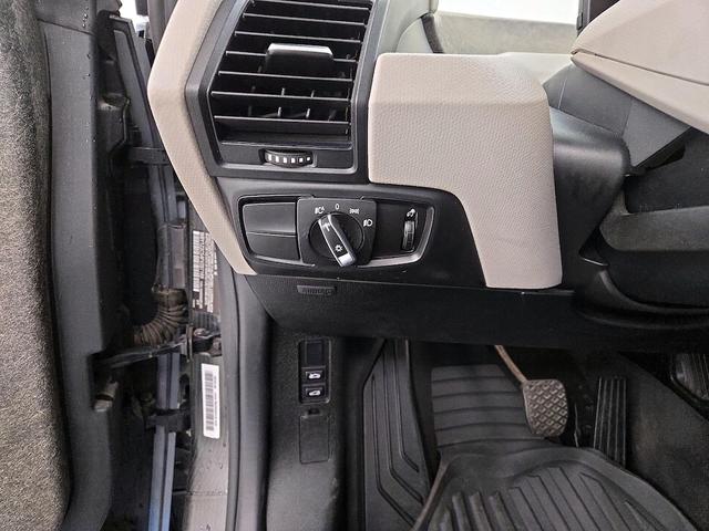 Photo of 2015 Silver BMW i3