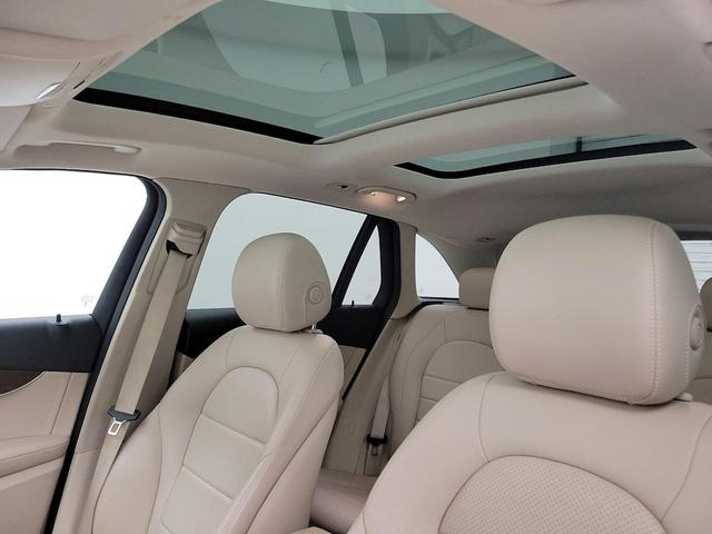 Photo of 2022 Blue Mercedes-Benz GLC 300