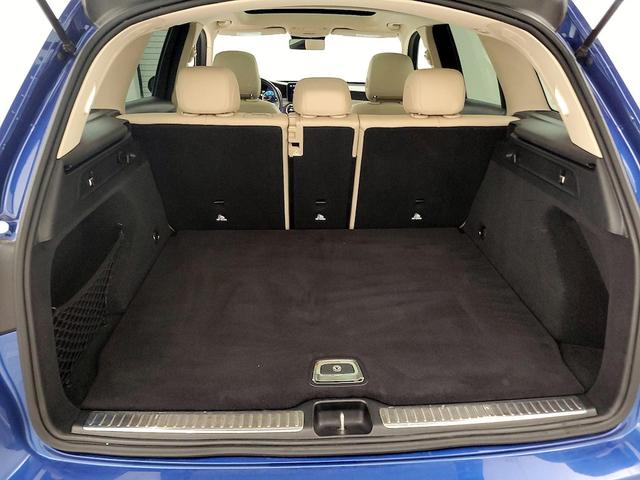 Photo of 2022 Blue Mercedes-Benz GLC 300