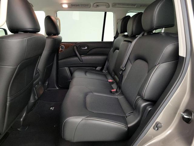 Photo of 2018 Gray INFINITI QX80