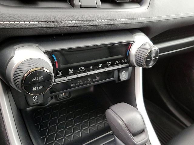 Photo of 2023 Gray Toyota RAV4