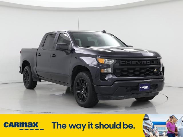 Photo of 2022 Black Chevrolet Silverado 1500