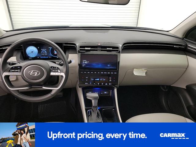 Photo of 2024 Black Hyundai TUCSON