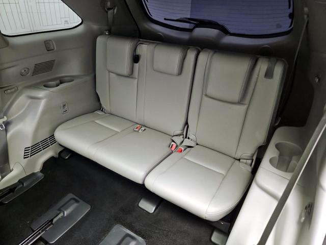 Photo of 2018 Silver Toyota Highlander