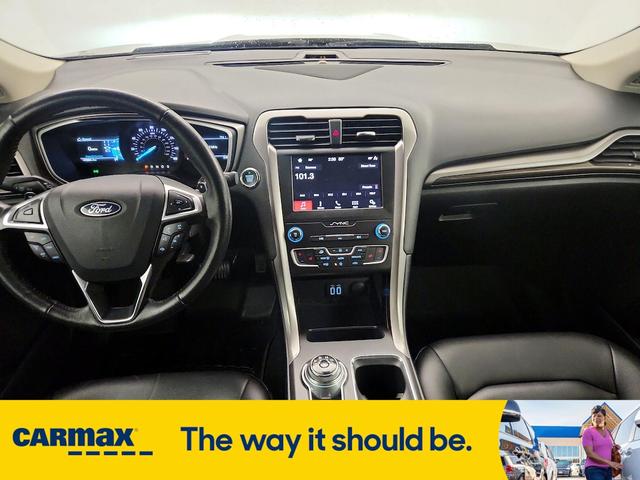 Photo of 2019 Black Ford Fusion