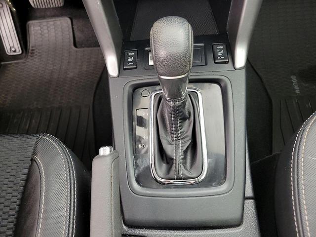 Photo of 2018 White Subaru Forester