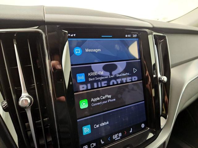 Photo of 2025 Tan Volvo XC60