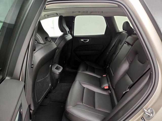 Photo of 2025 Tan Volvo XC60