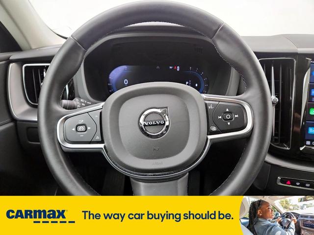 Photo of 2025 Tan Volvo XC60