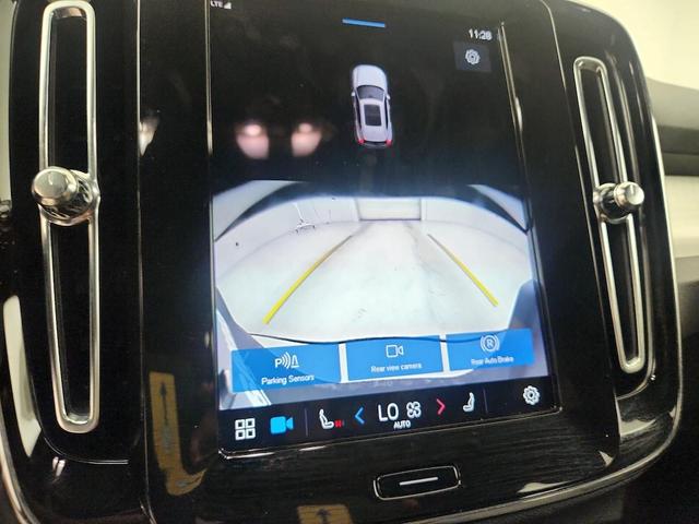 Photo of 2025 Black Volvo XC40