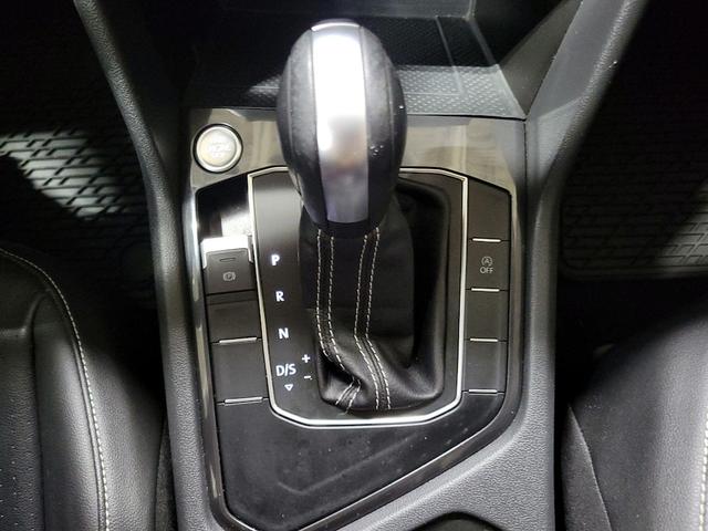 Photo of 2021 White Volkswagen Tiguan