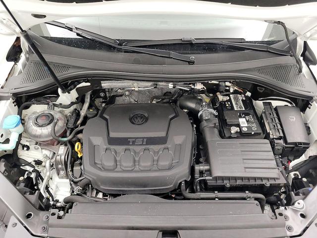 Photo of 2021 White Volkswagen Tiguan