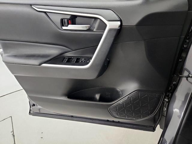 Photo of 2022 Gray Toyota RAV4