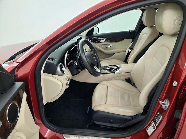 Photo of 2016 Red Mercedes-Benz C-Class