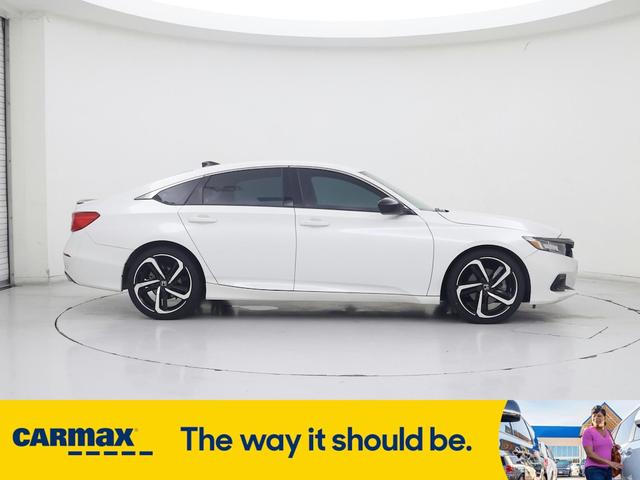 Photo of 2022 White Honda Accord