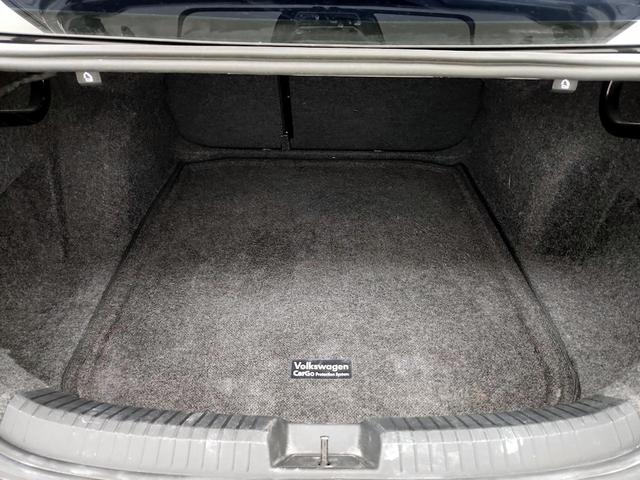 Photo of 2019 Black Volkswagen Jetta
