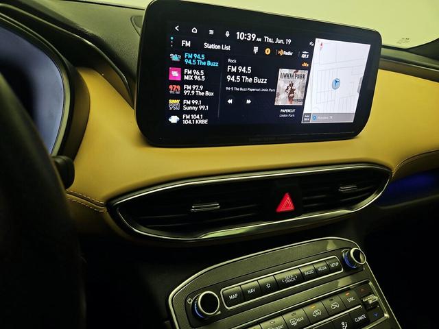 Photo of 2023 Gray Hyundai SANTA FE