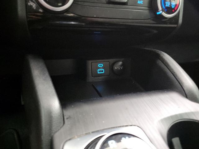 Photo of 2022 Black Ford Escape