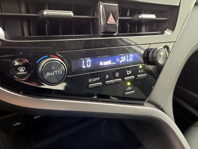 Photo of 2024 Silver Toyota Camry