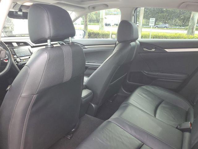 Photo of 2020 Lunar Silver Metallic Honda Civic