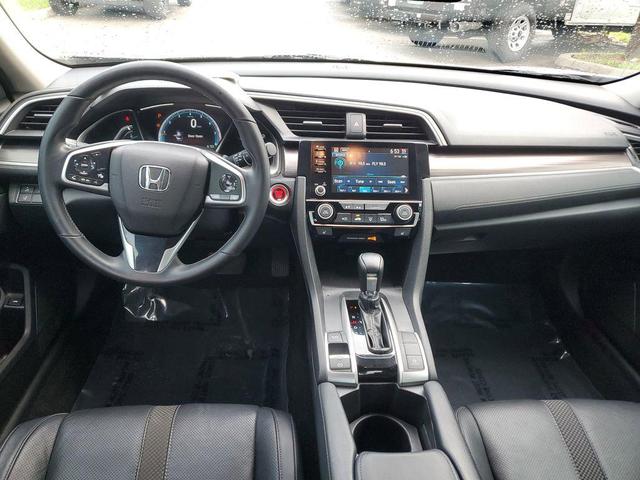 Photo of 2020 Lunar Silver Metallic Honda Civic