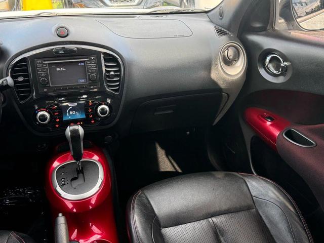 Photo of 2014 White Pearl Nissan Juke
