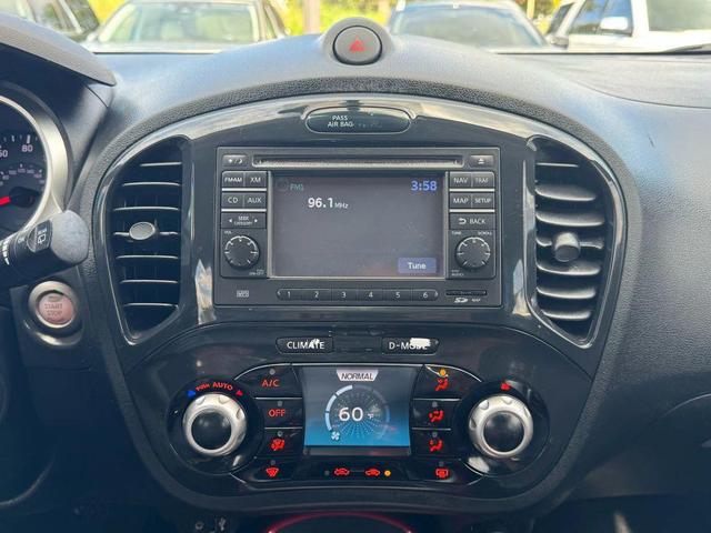 Photo of 2014 White Pearl Nissan Juke