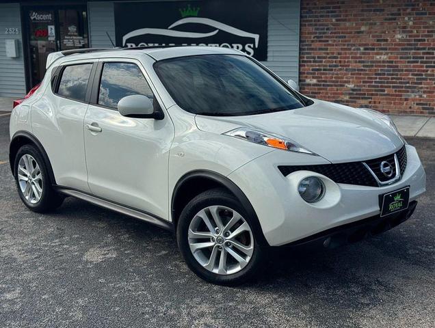Photo of 2014 White Pearl Nissan Juke