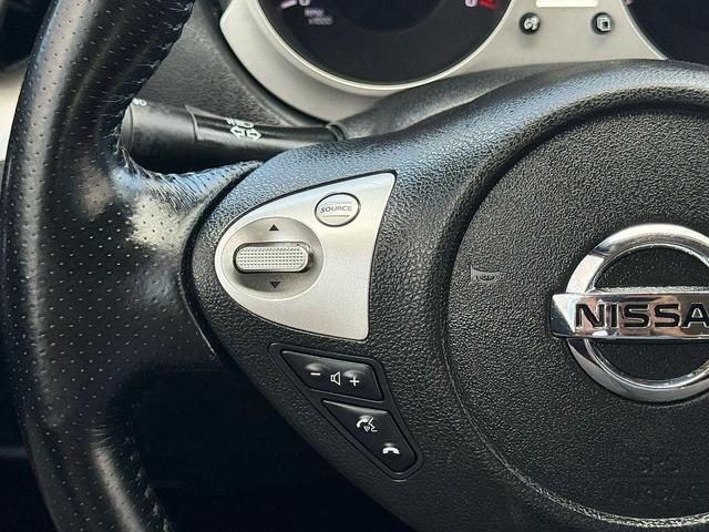 Photo of 2014 White Pearl Nissan Juke