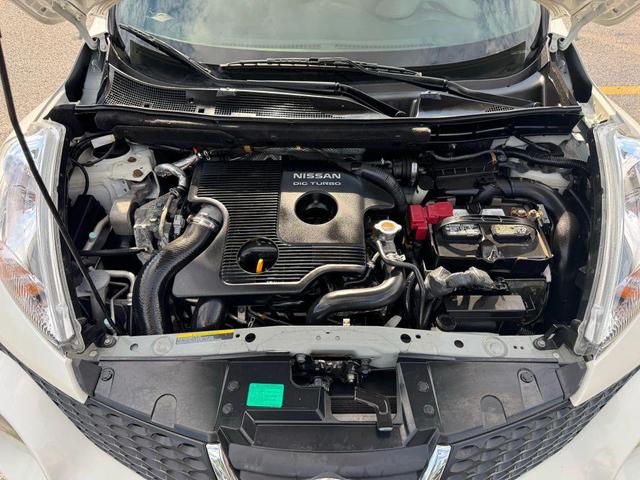 Photo of 2014 White Pearl Nissan Juke