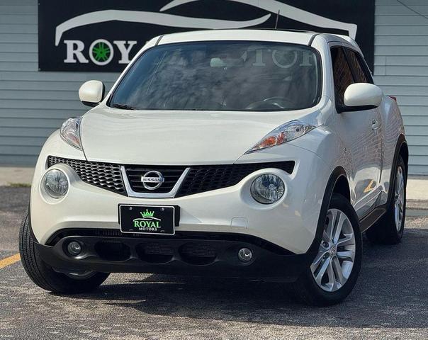 Photo of 2014 White Pearl Nissan Juke