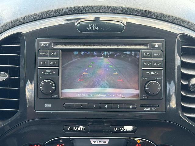 Photo of 2014 White Pearl Nissan Juke